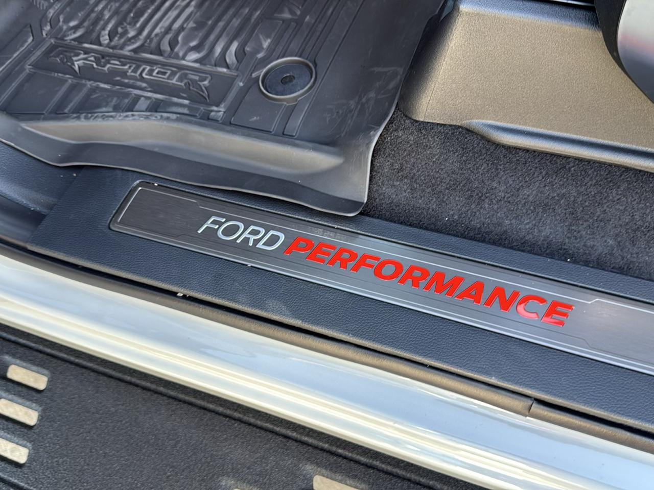 Ford F-150 Raptor 4WD SuperCrew 5.5' Box 2026