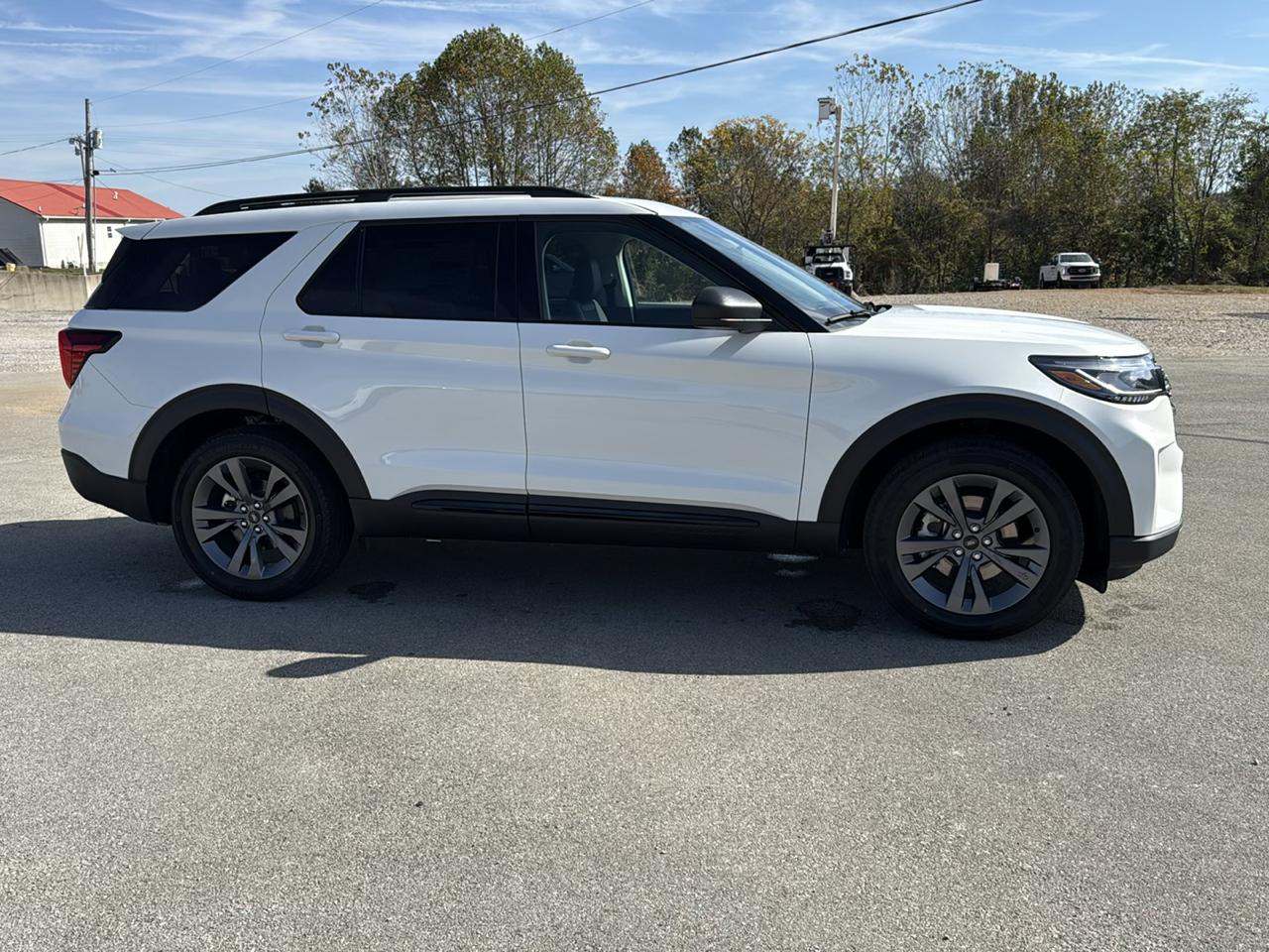Ford Explorer Active w/100A Pkg 4WD 2026