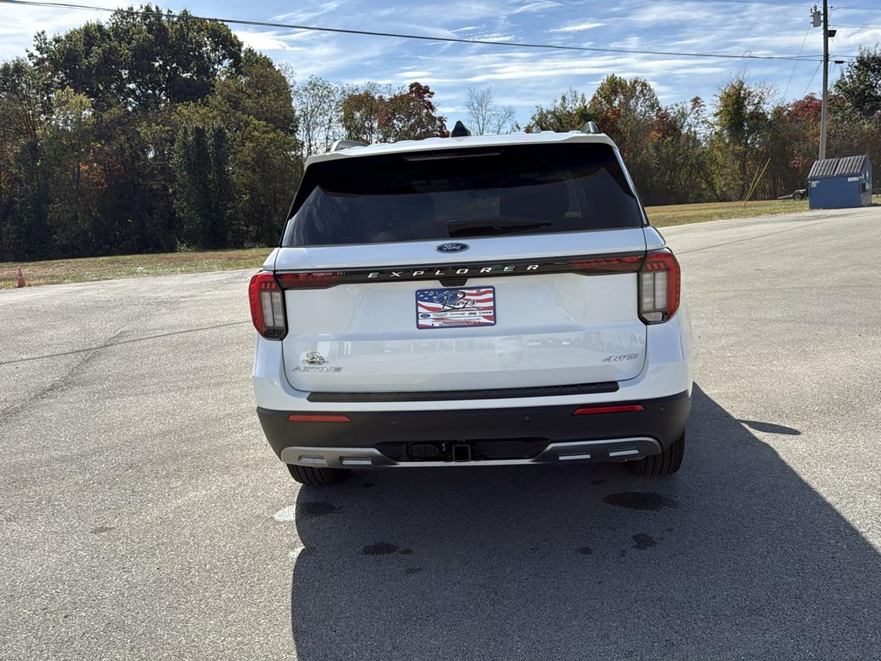 Ford Explorer Active w/100A Pkg 4WD 2026