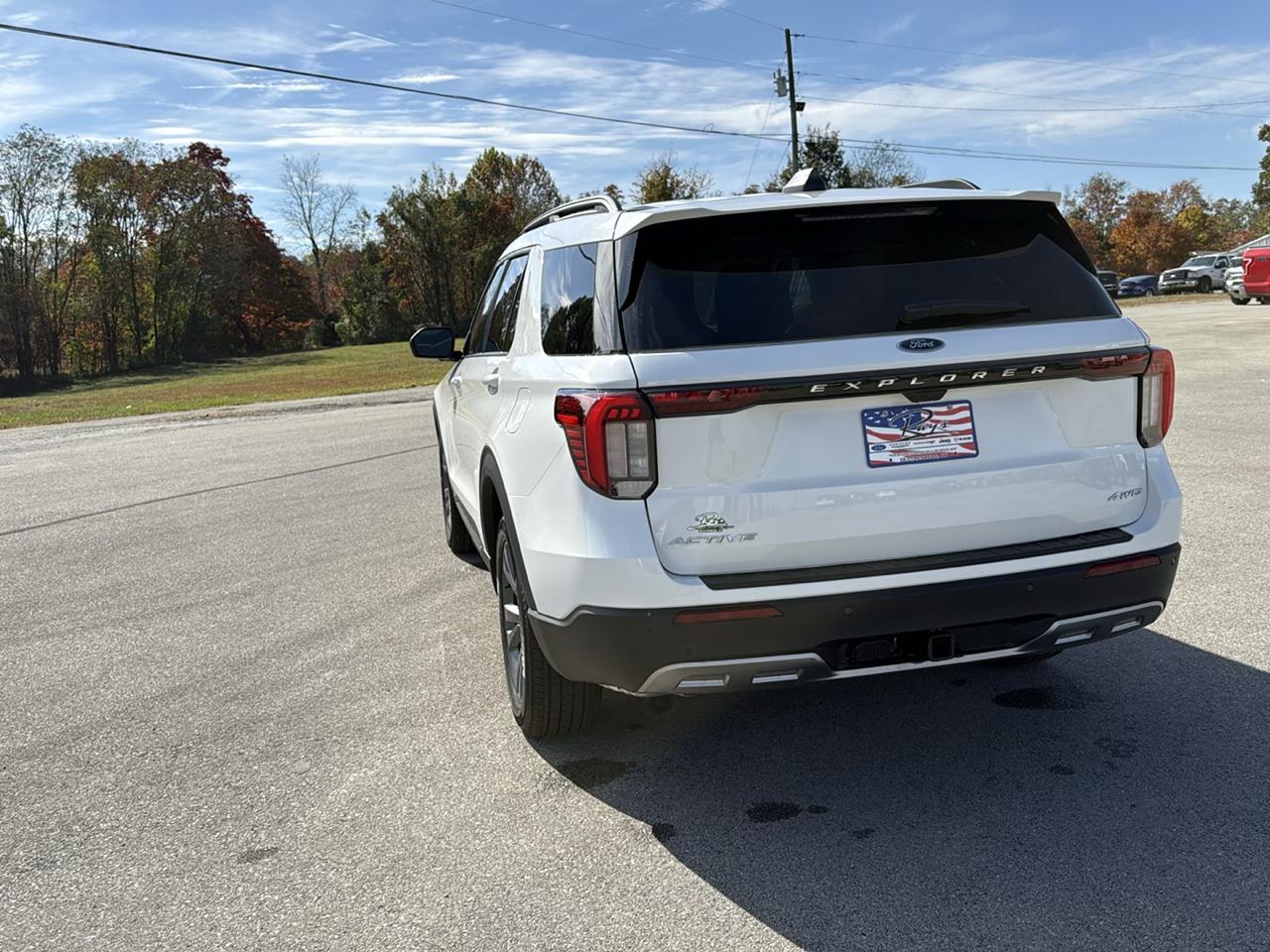 Ford Explorer Active w/100A Pkg 4WD 2026