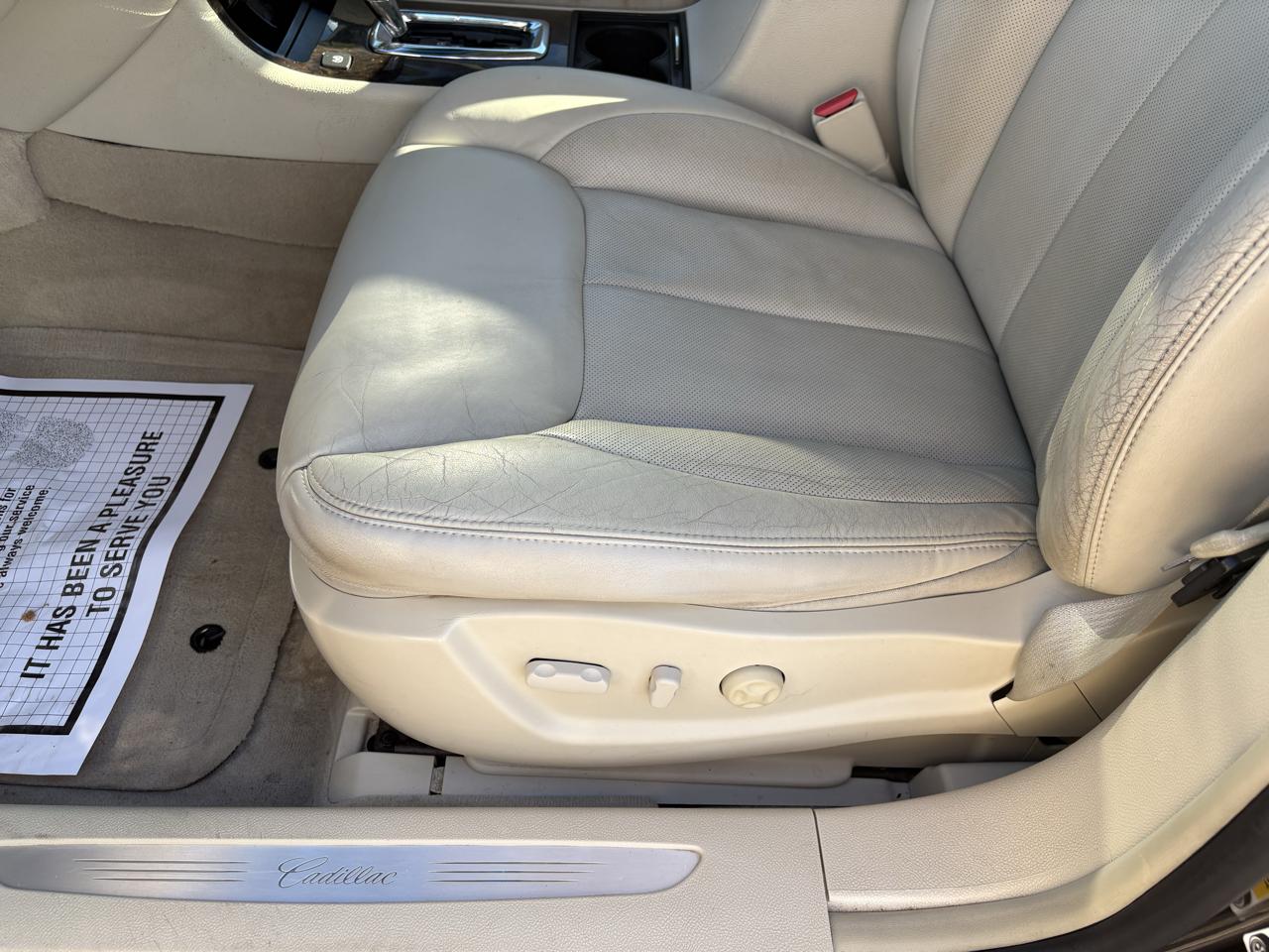 Cadillac DTS 4dr Sdn w/1SC 2008