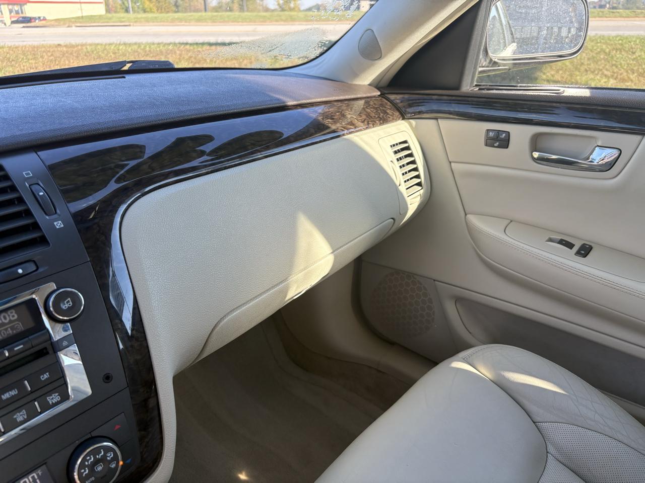 Cadillac DTS 4dr Sdn w/1SC 2008