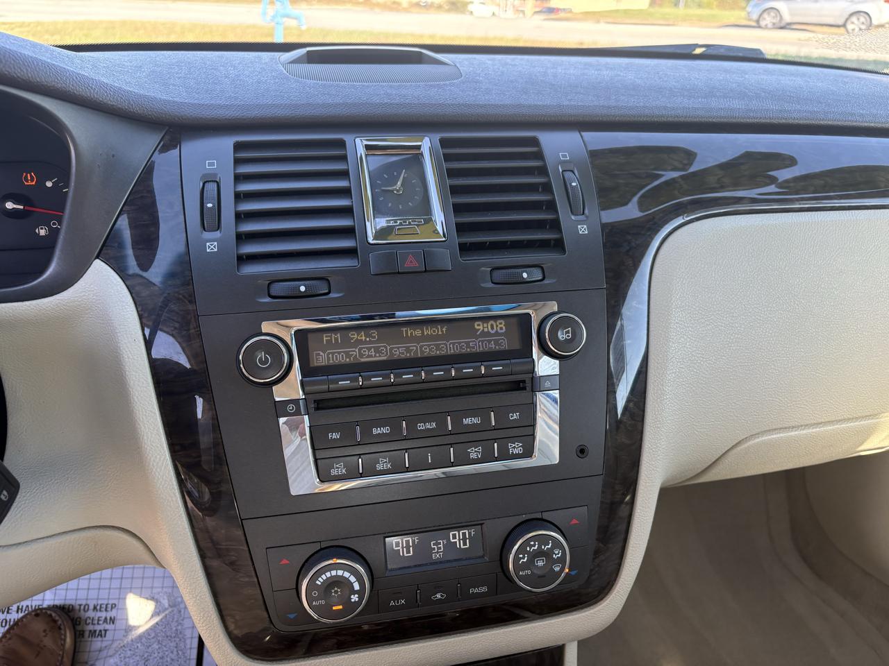 Cadillac DTS 4dr Sdn w/1SC 2008