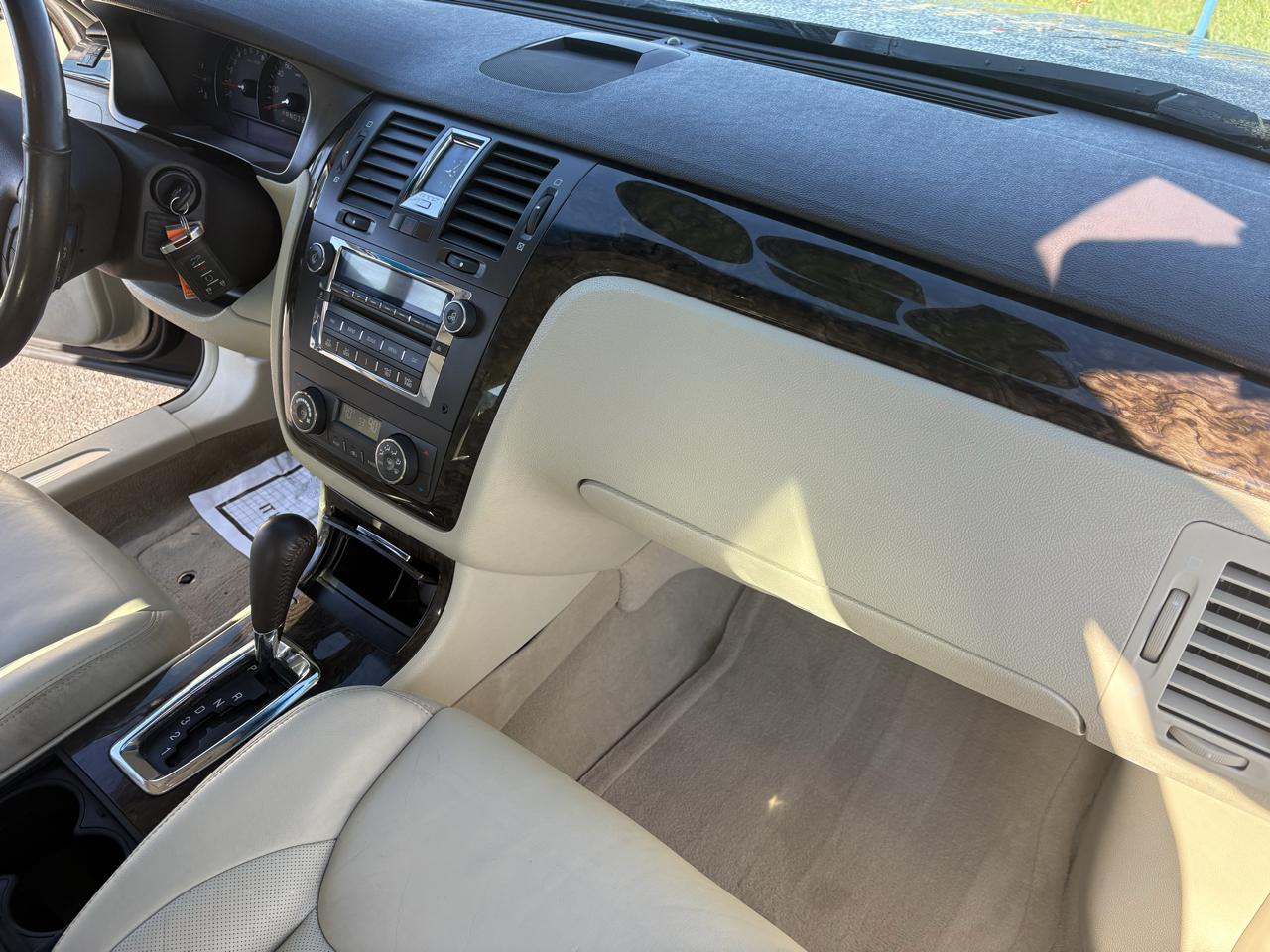 Cadillac DTS 4dr Sdn w/1SC 2008