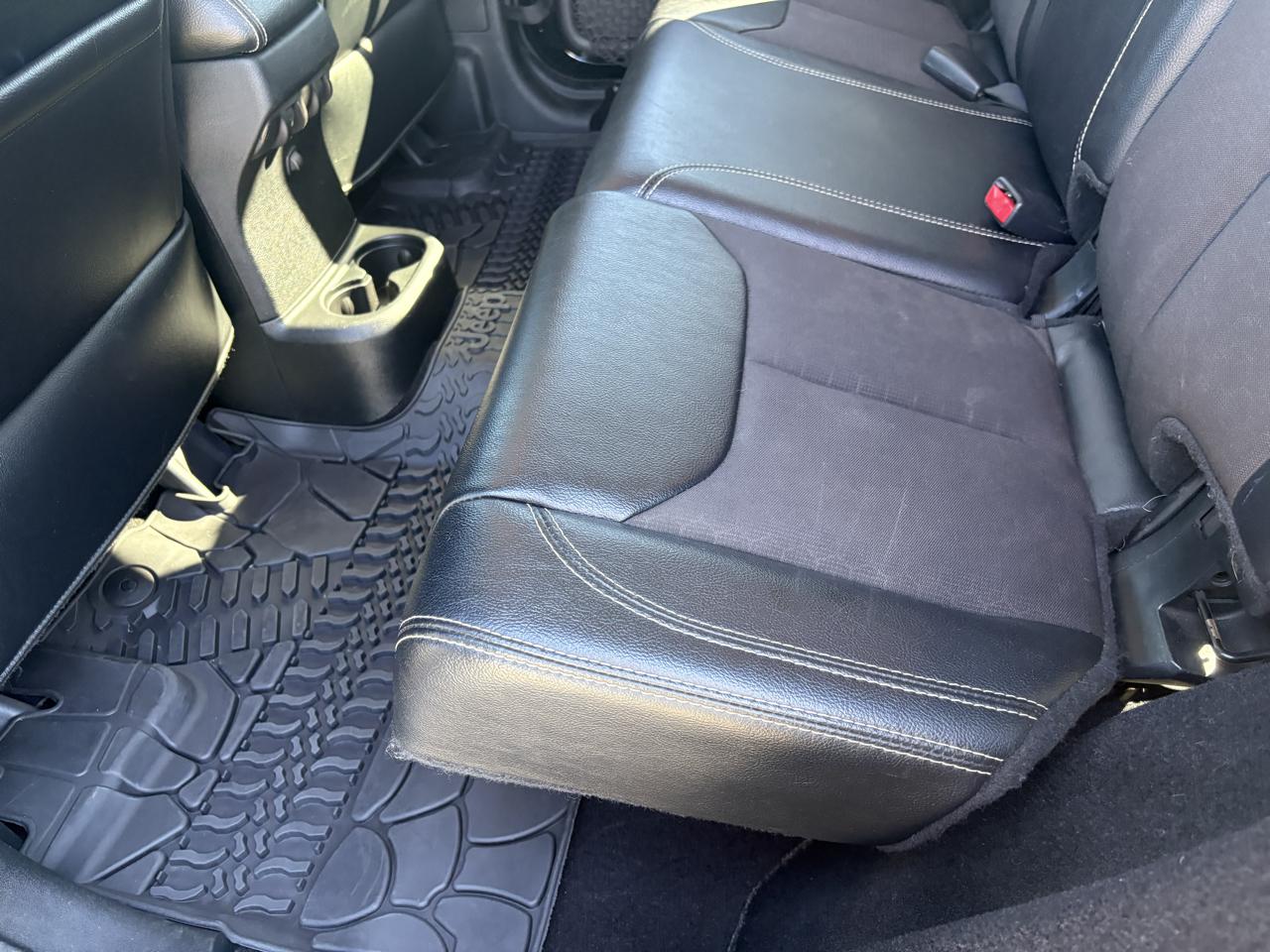 Jeep Wrangler JK Unlimited Freedom Edition 4x4 2018