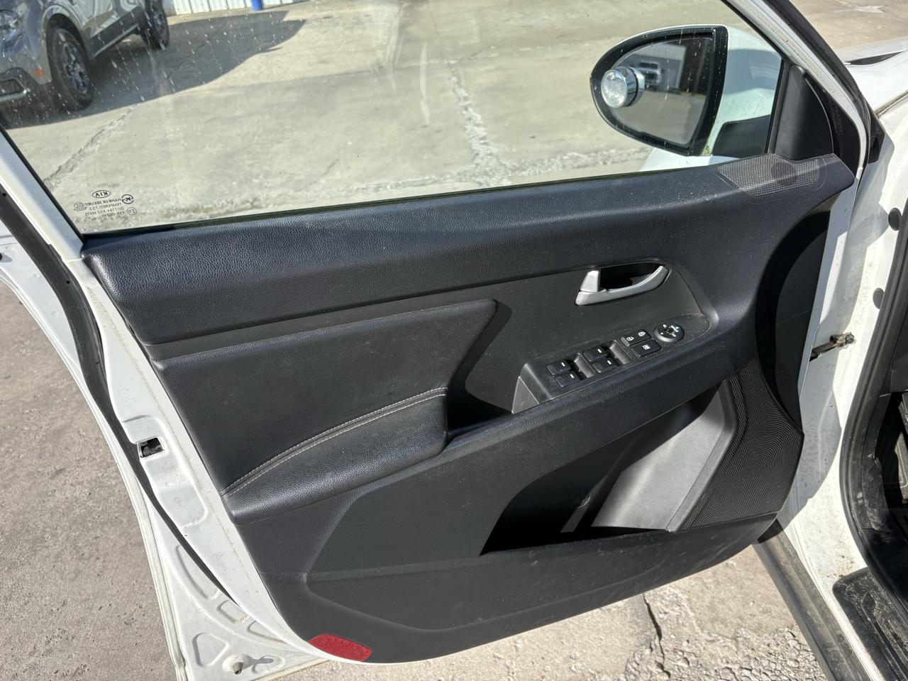 Kia Sportage AWD 4dr LX 2011