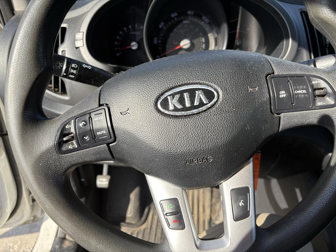 Kia Sportage AWD 4dr LX 2011