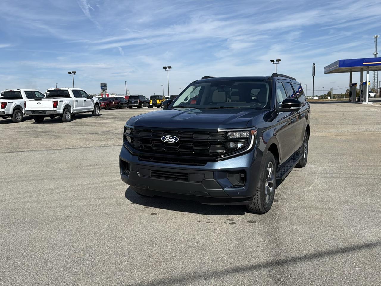 Ford Expedition Max Active 4x4 2027