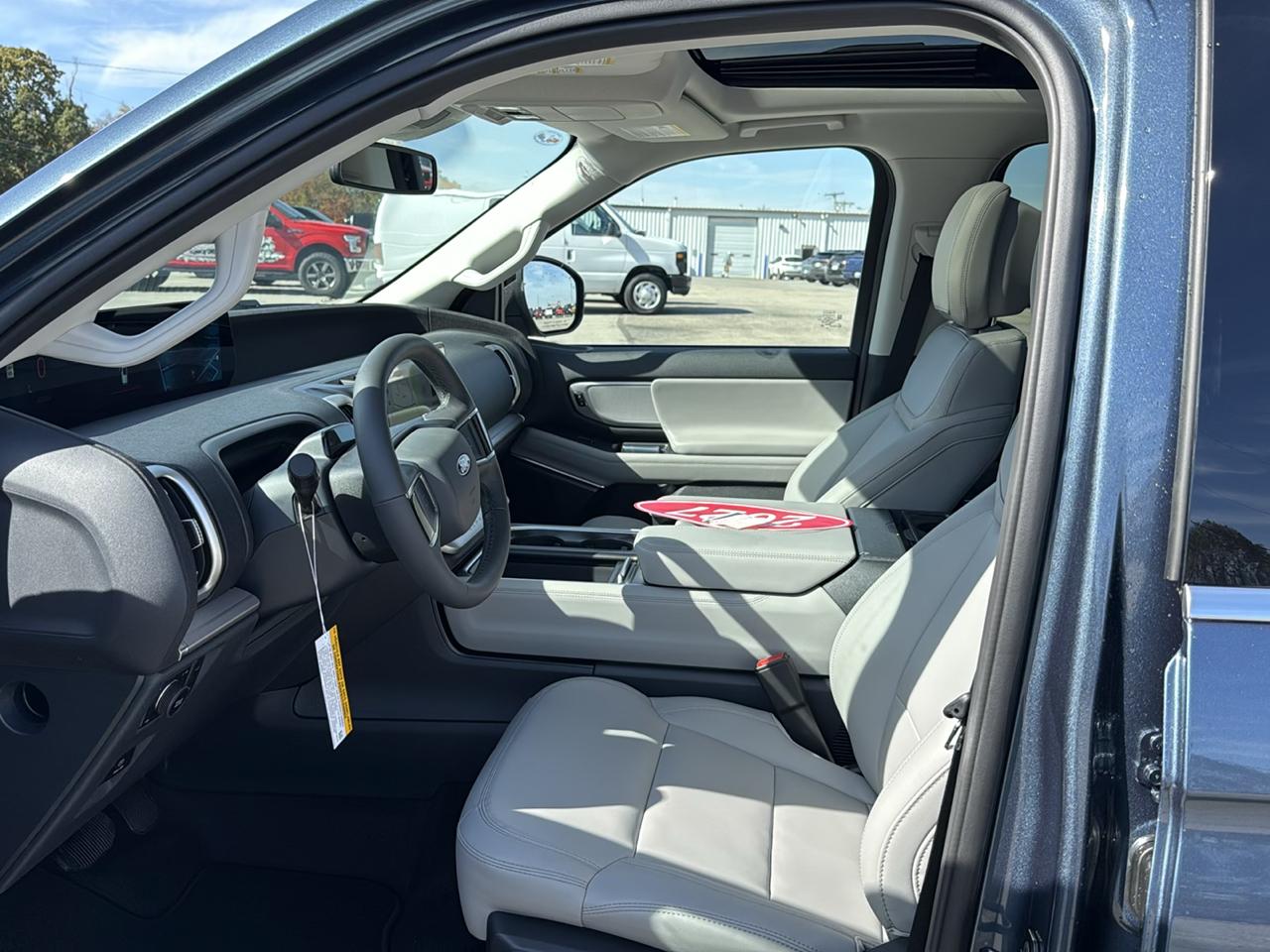 Ford Expedition Max Active 4x4 2027