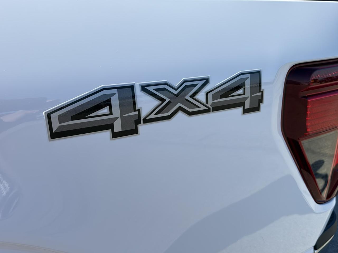 Ford F-150 XL 4WD SuperCrew 5.5' Box 2026