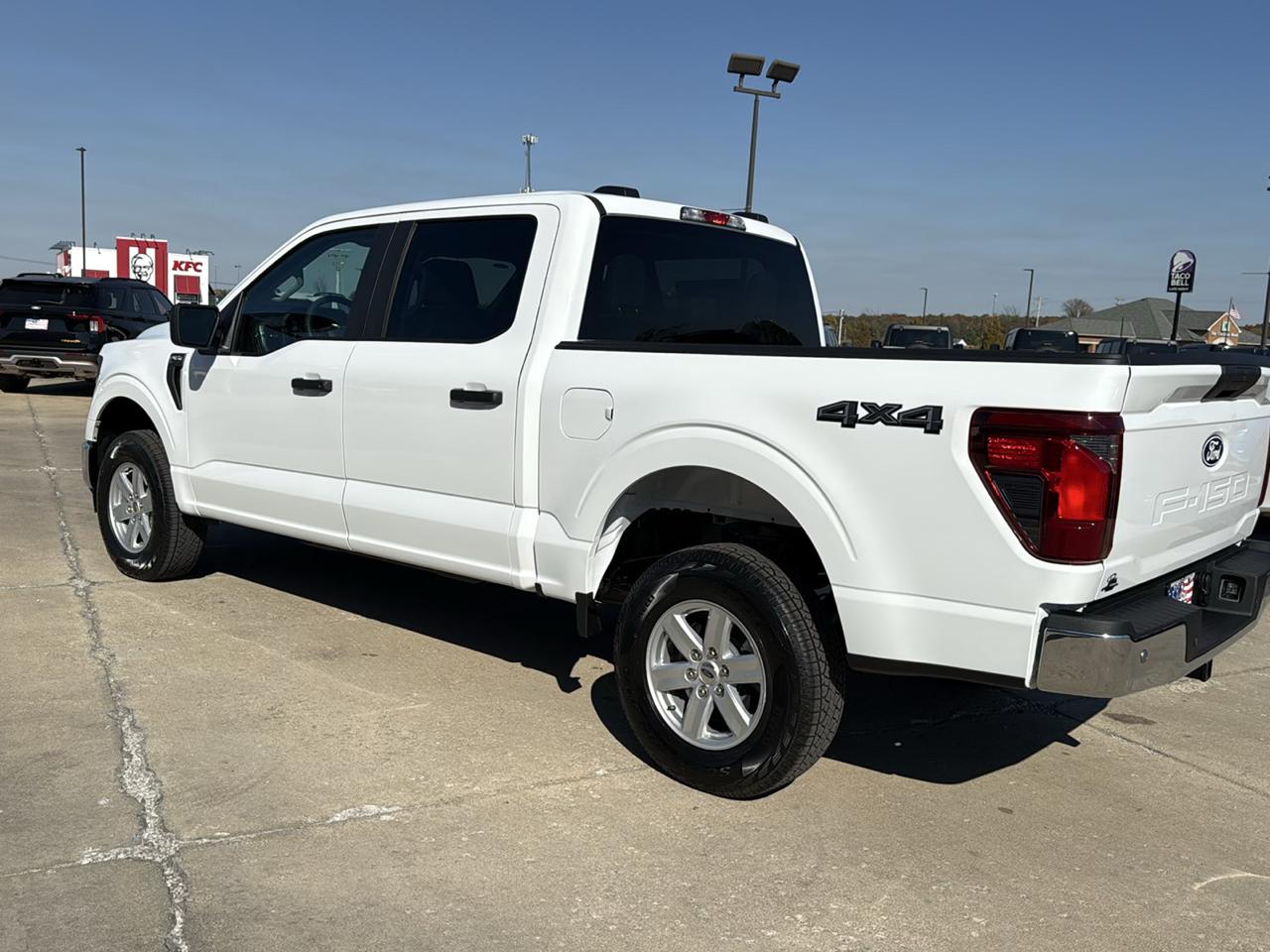 Ford F-150 XL 4WD SuperCrew 5.5' Box 2026