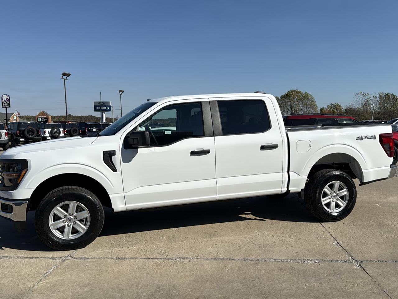 Ford F-150 XL 4WD SuperCrew 5.5' Box 2026