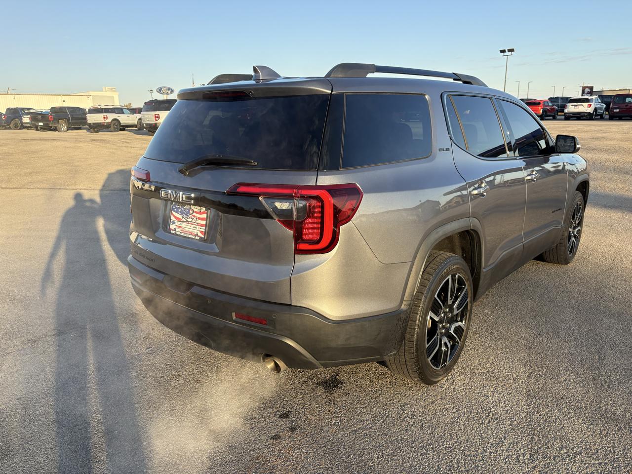 GMC Acadia FWD 4dr SLE 2021