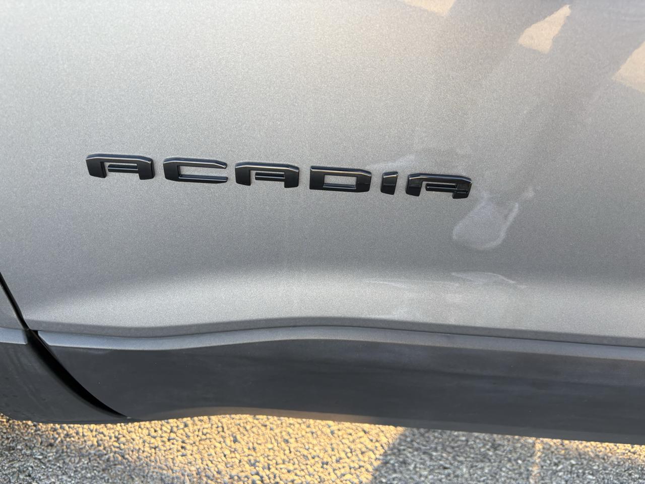 GMC Acadia FWD 4dr SLE 2021