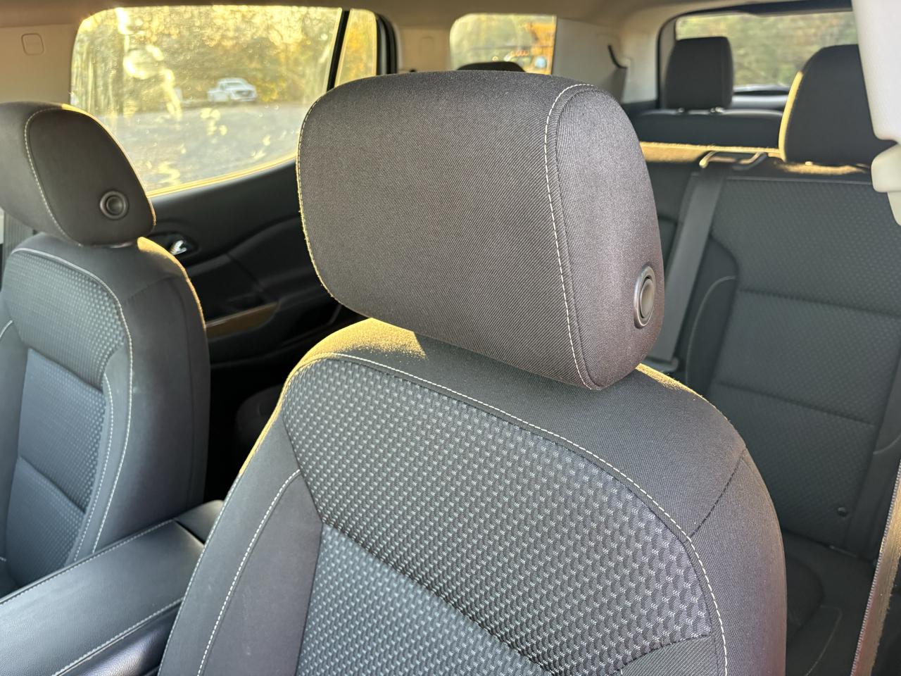 GMC Acadia FWD 4dr SLE 2021