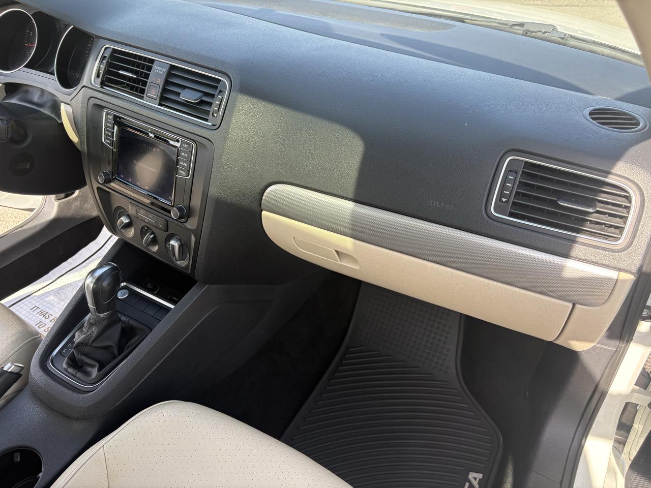 Volkswagen Jetta 1.4T SE Auto 2017