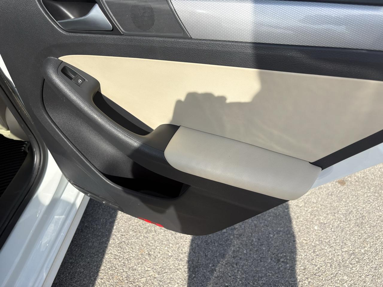 Volkswagen Jetta 1.4T SE Auto 2017