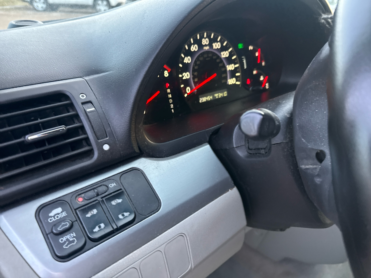 Honda Odyssey EX-L w/ DVD and Navigation 2008