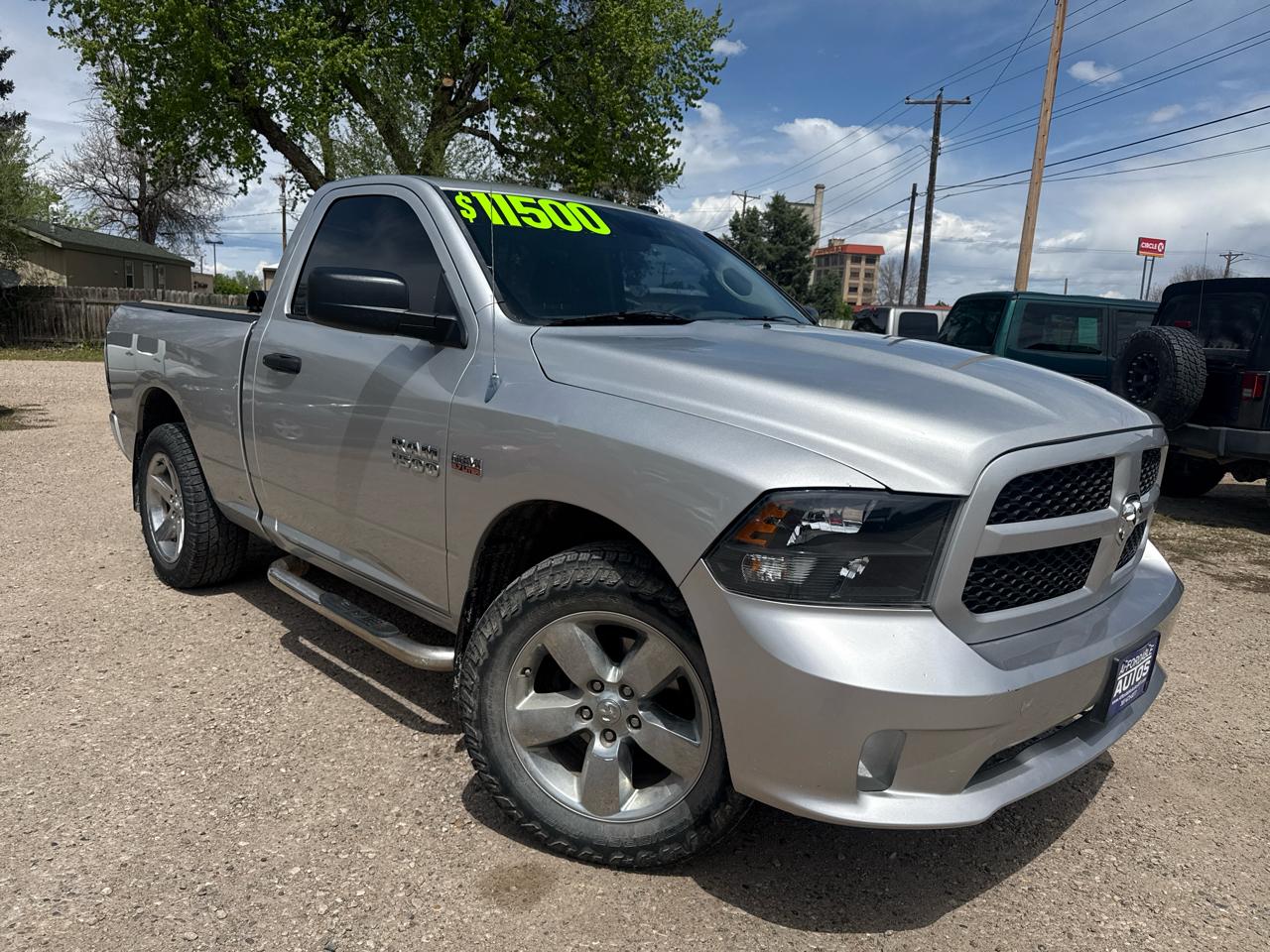 2013 RAM 1500 4WD Reg Cab 120.5" Express
