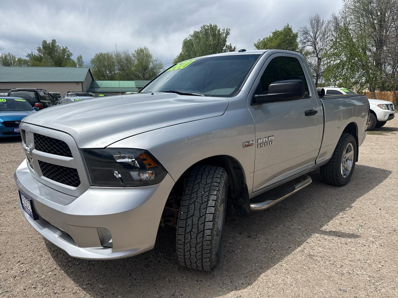 RAM 1500 4WD Reg Cab 120.5" Express 2013