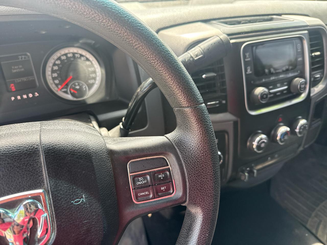 RAM 1500 4WD Reg Cab 120.5" Express 2013