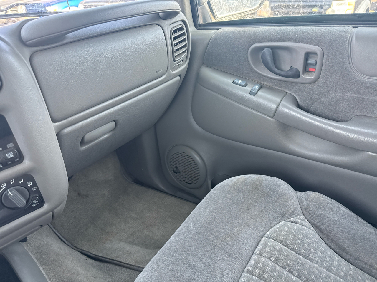 Chevrolet Blazer LT 4-Door 4WD 2001