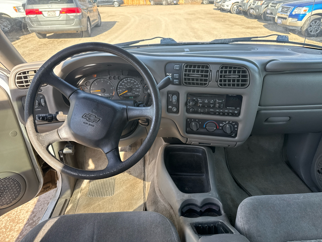 Chevrolet Blazer LT 4-Door 4WD 2001