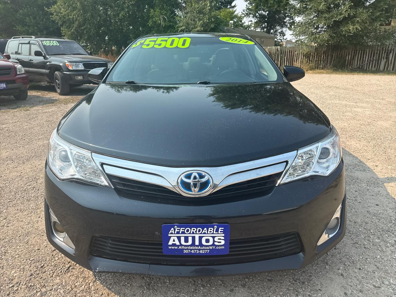 Toyota Camry Hybrid XLE 2014