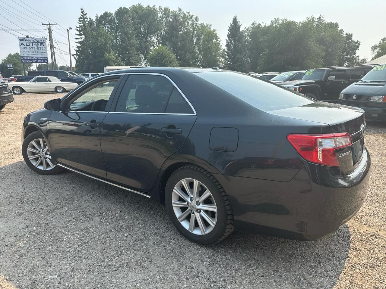 Toyota Camry Hybrid XLE 2014