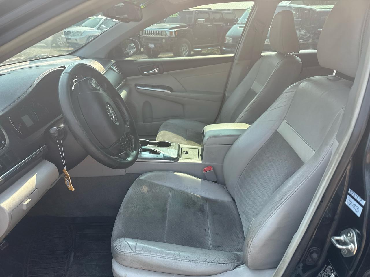 Toyota Camry Hybrid XLE 2014
