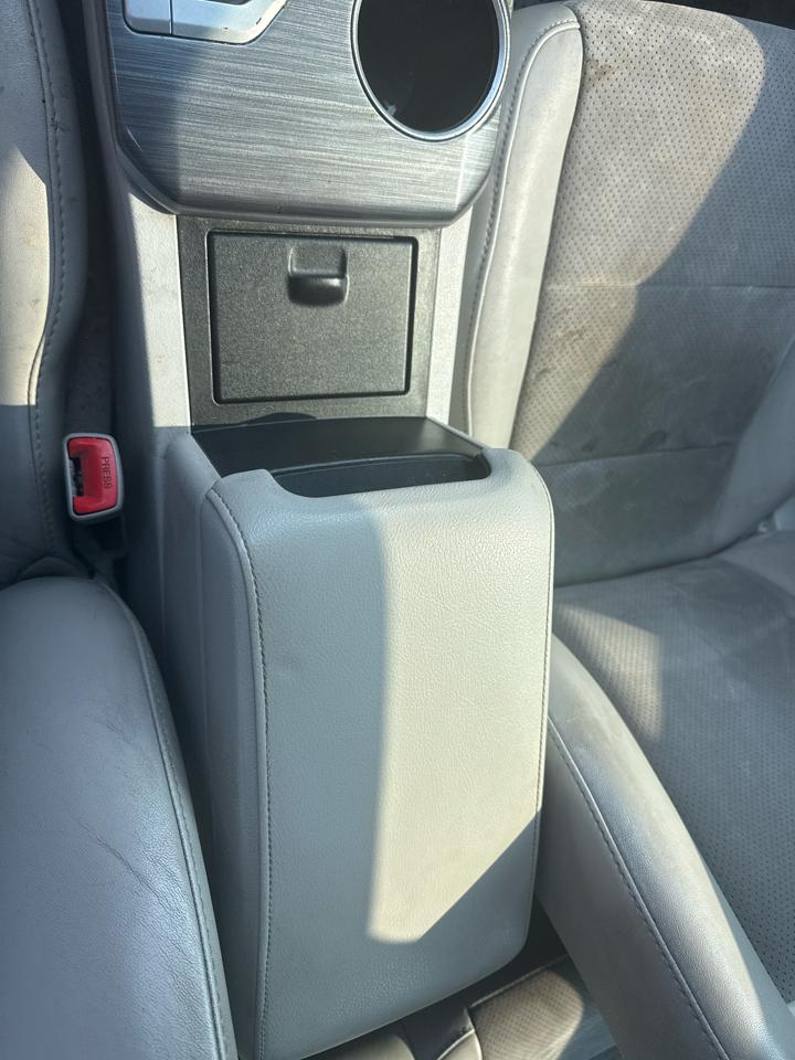 Toyota Camry Hybrid XLE 2014