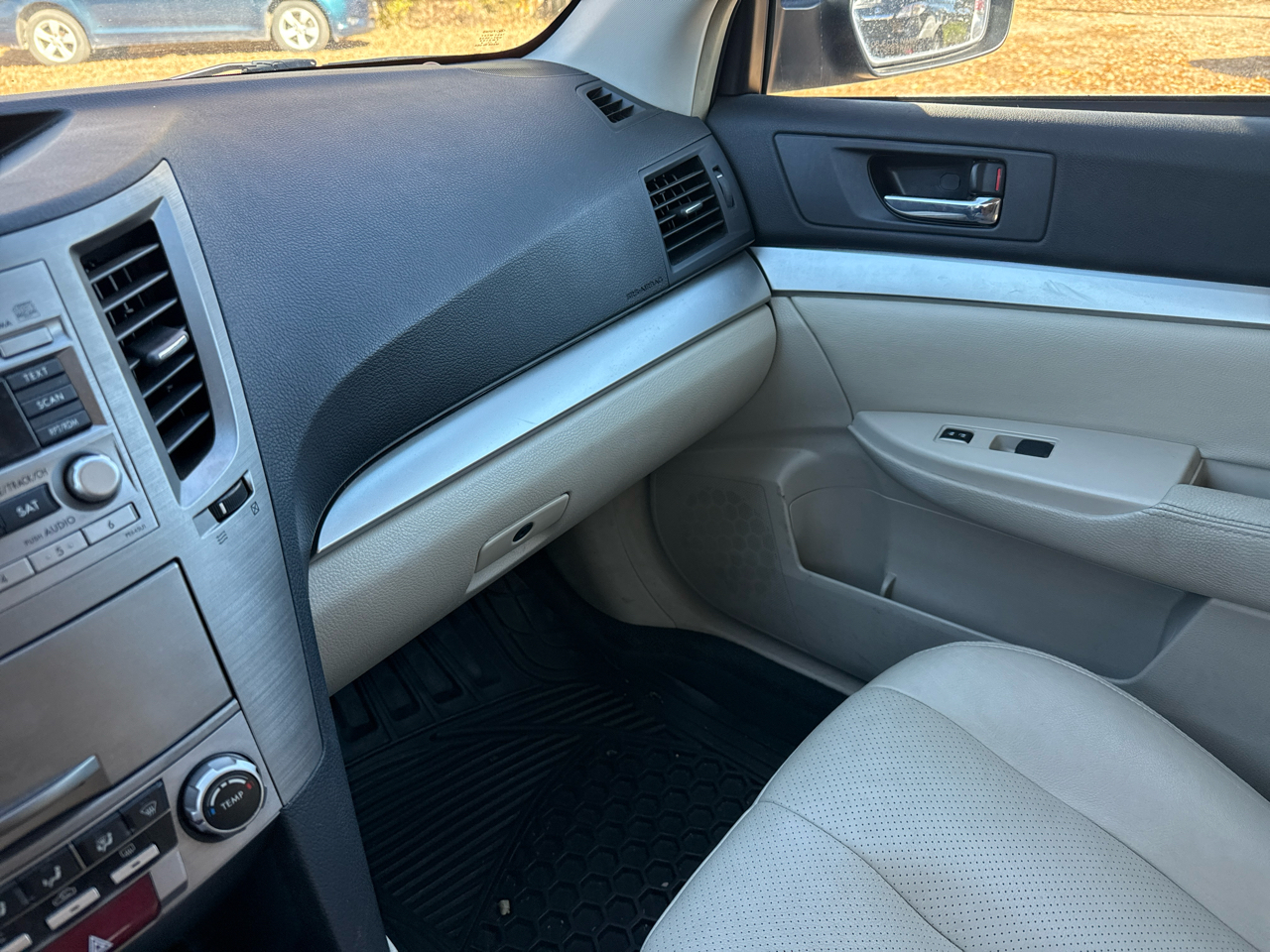 Subaru Outback 2.5i Premium 2010 Subaru Outback 2.5i Premium 2010