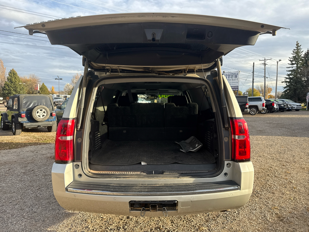 Chevrolet Suburban LTZ 1500 4WD 2015 Chevrolet Suburban LTZ 1500 4WD 2015