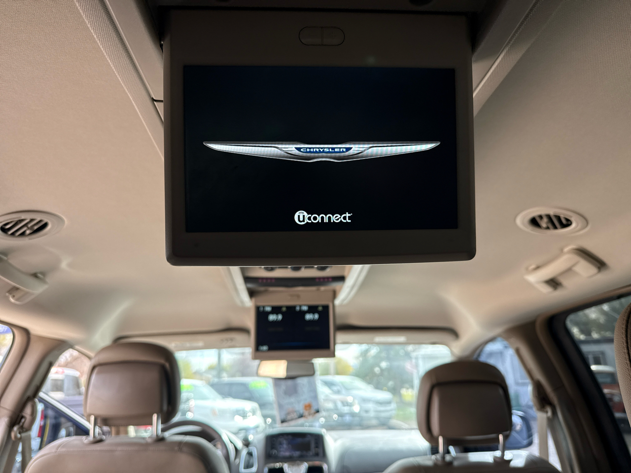 Chrysler Town & Country Touring-L 2015 Chrysler Town & Country Touring-L 2015