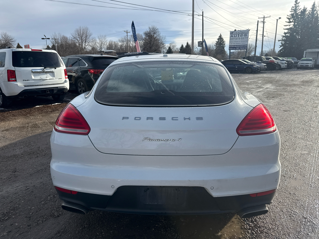 Porsche Panamera 4 2014