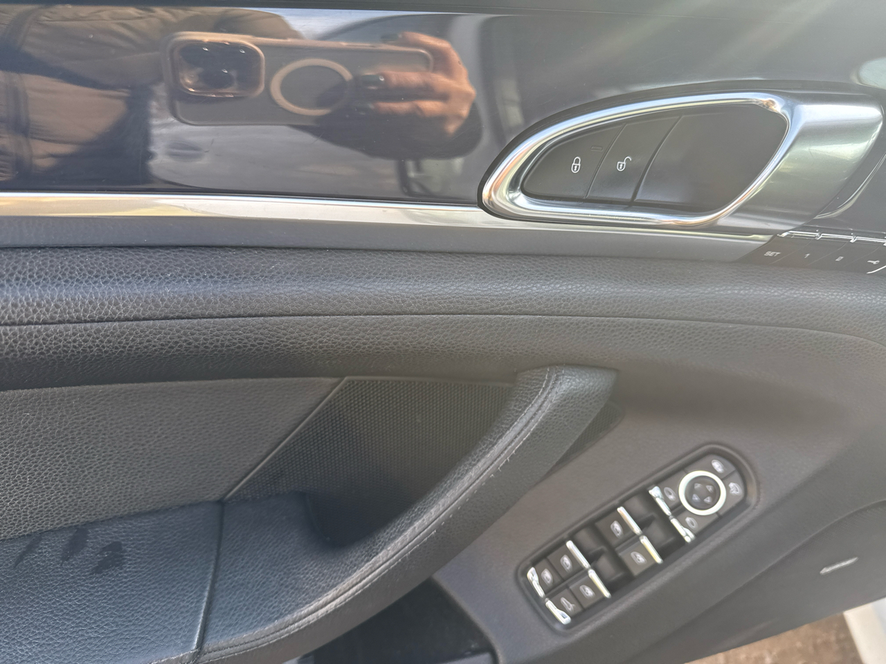 Porsche Panamera 4 2014