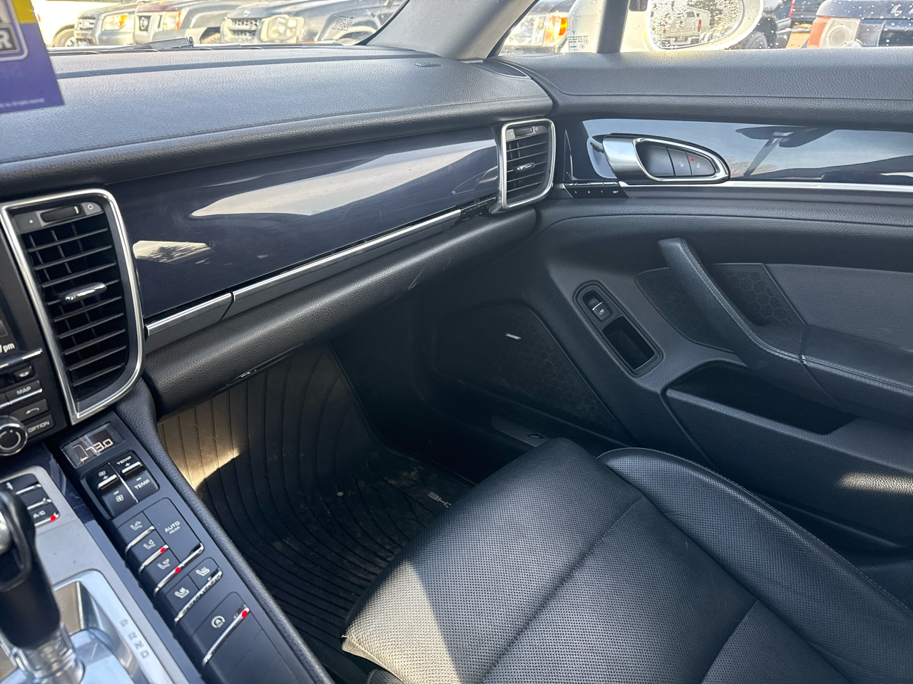 Porsche Panamera 4 2014