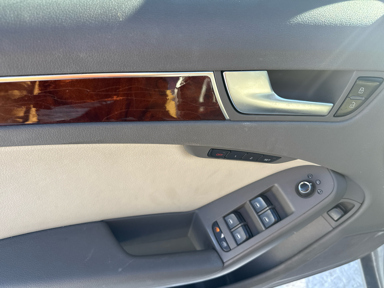 Audi A4 2.0 T Sedan quattro Tiptronic 2009