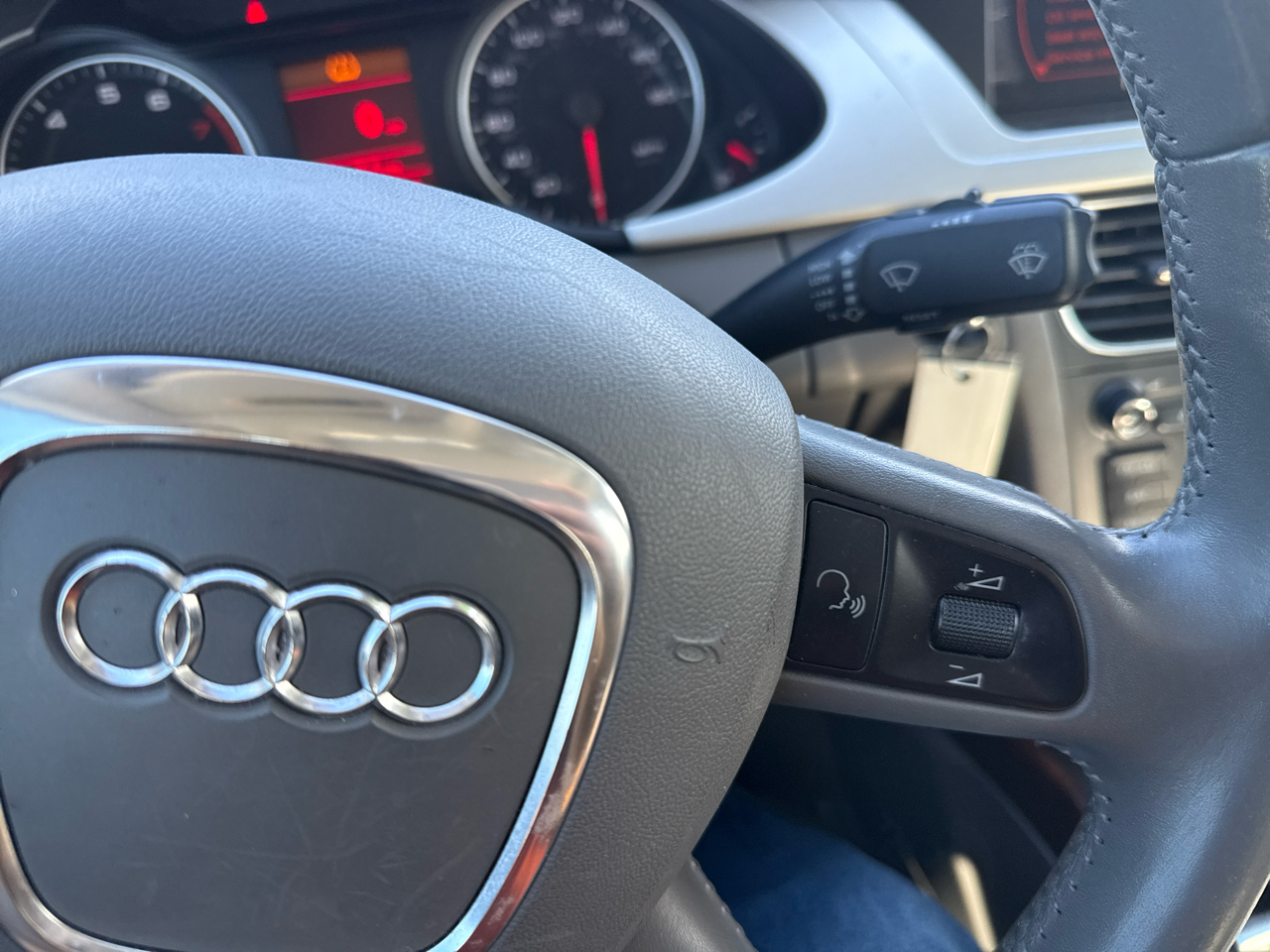 Audi A4 2.0 T Sedan quattro Tiptronic 2009