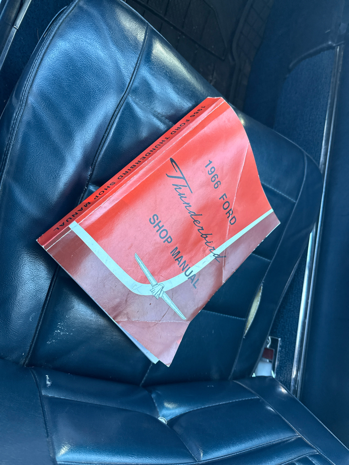 Ford Thunderbird 2-Door Sedan 1966