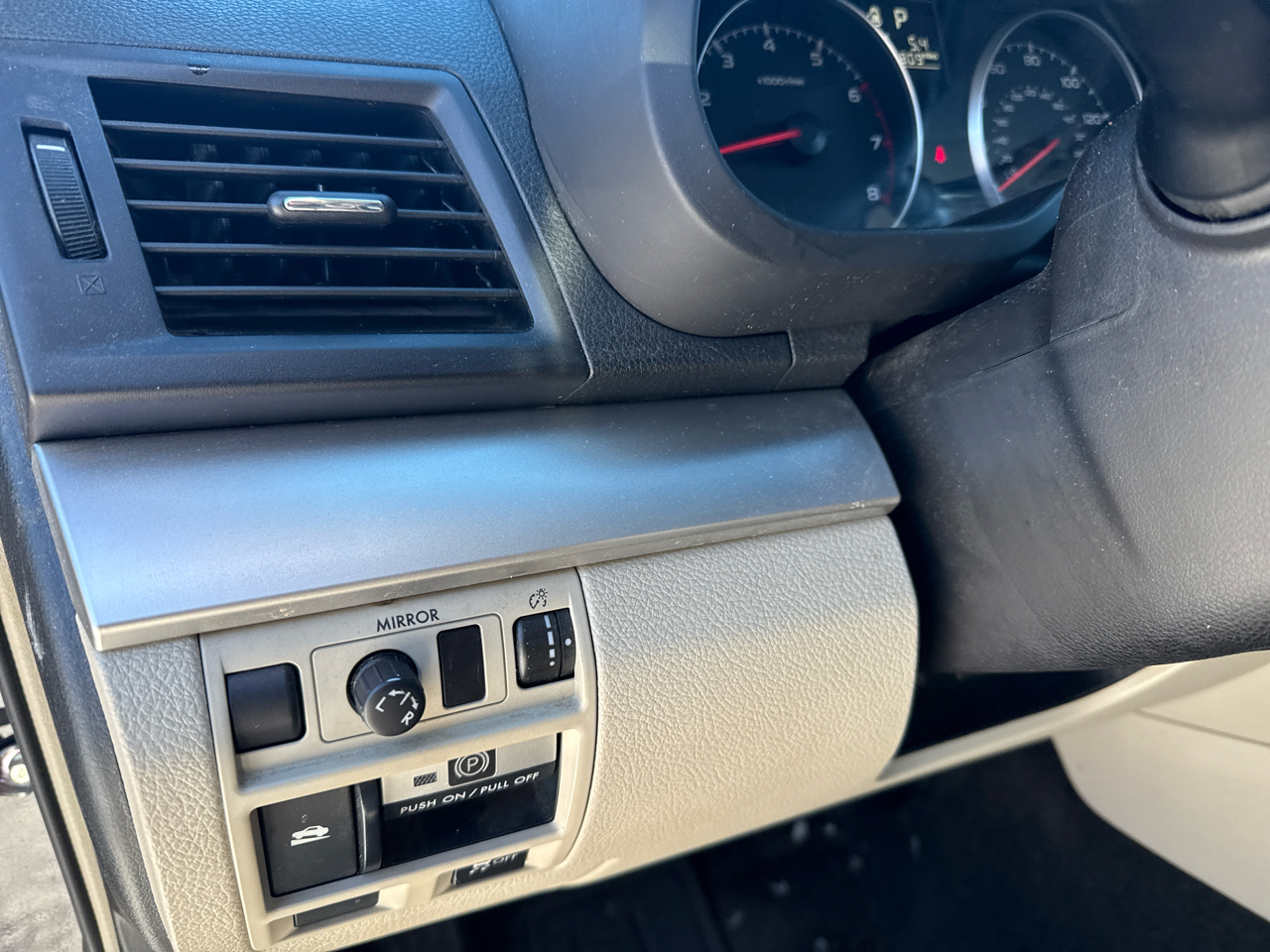 Subaru Outback 2.5i Premium 2013