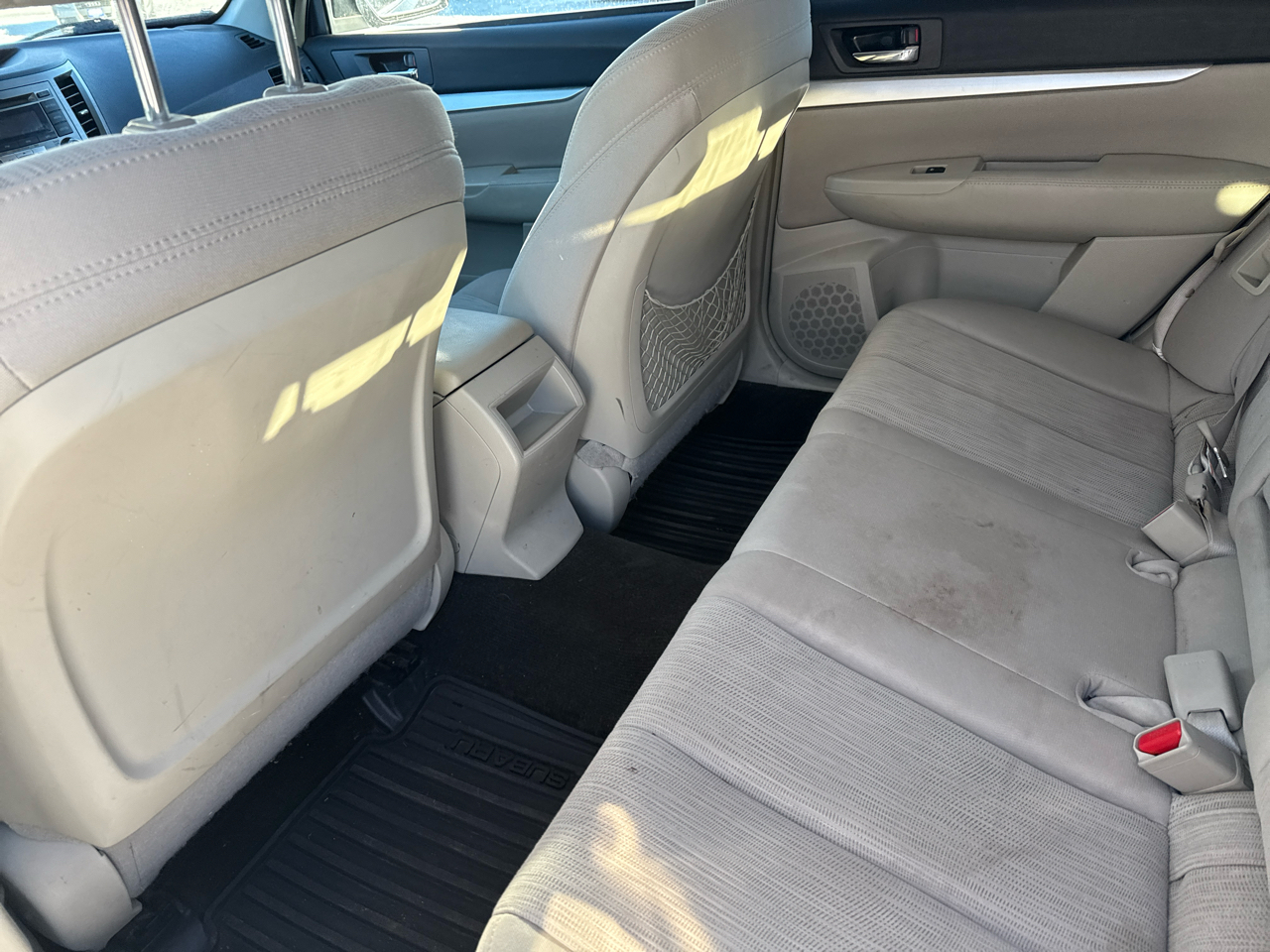 Subaru Outback 2.5i Premium 2013