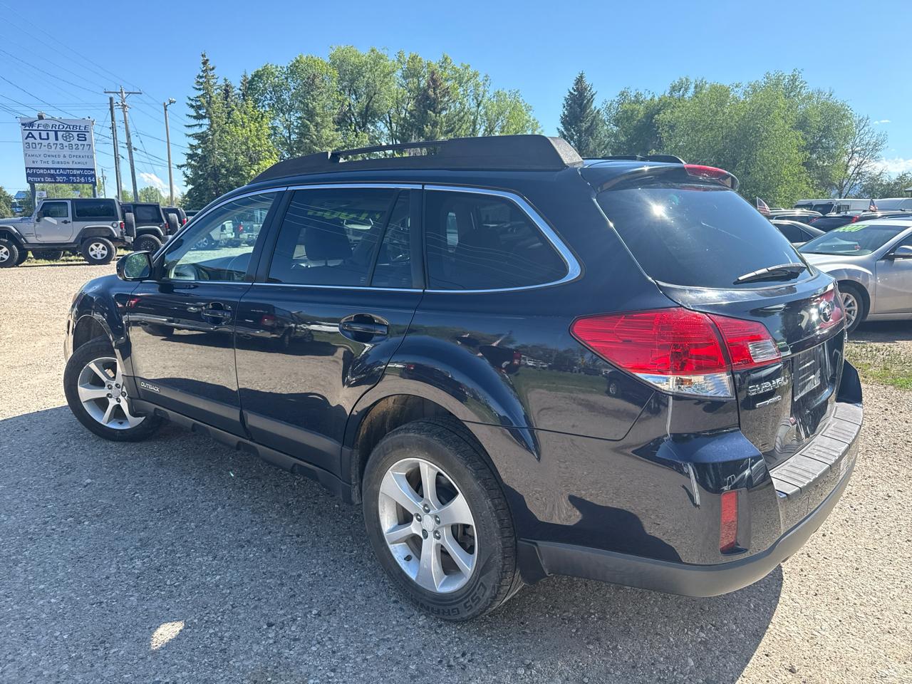 Subaru Outback 2.5i Premium 2013
