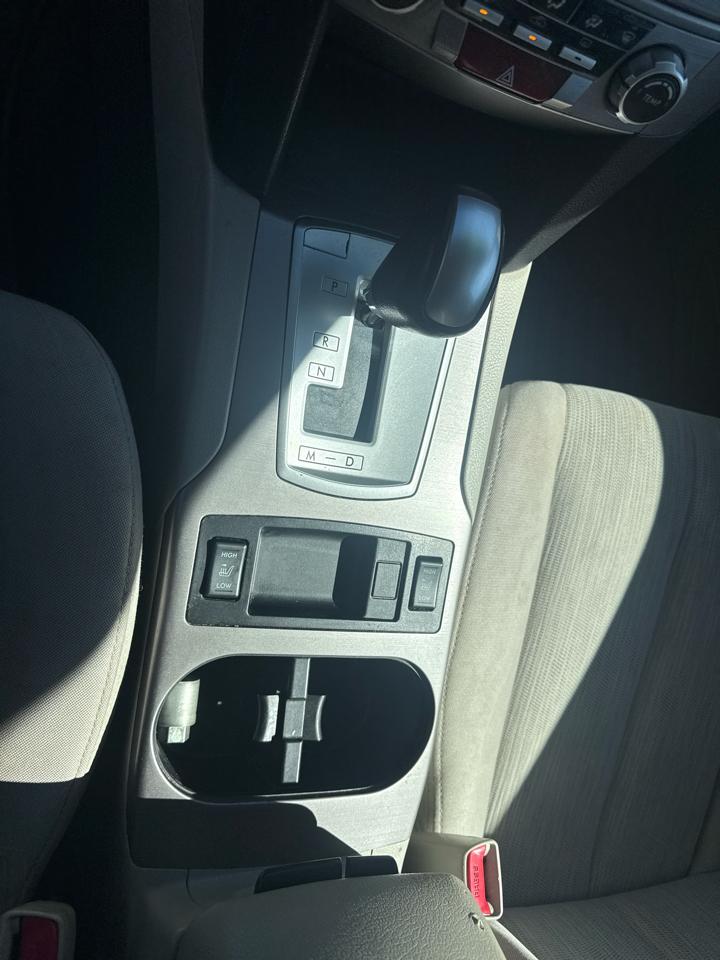 Subaru Outback 2.5i Premium 2013
