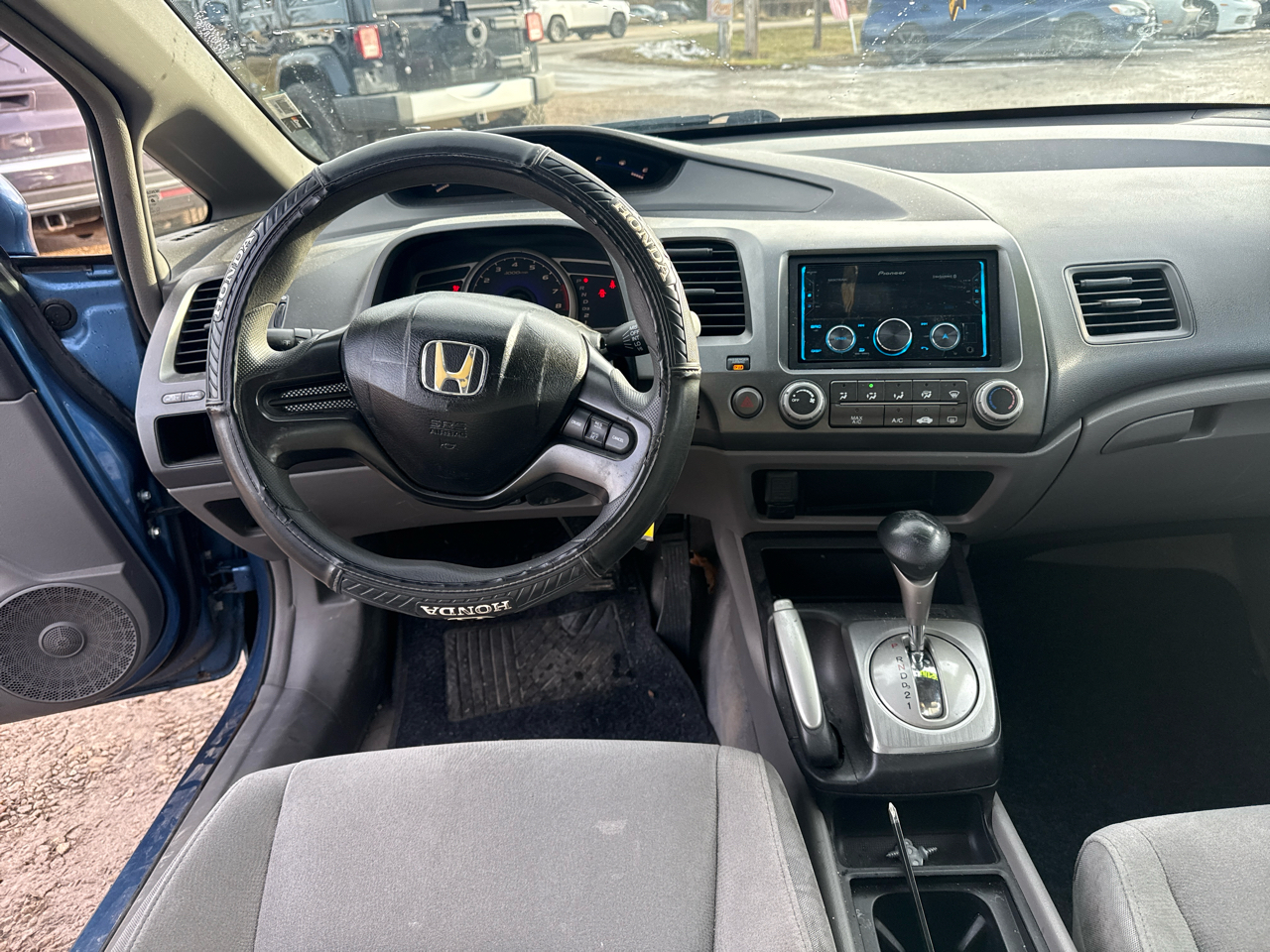 Honda Civic 4dr Sdn LX Auto 2007