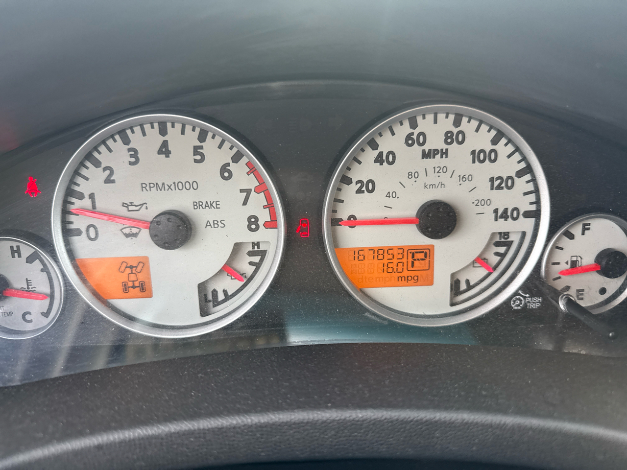 Nissan Xterra Pro-4X 4WD 2012