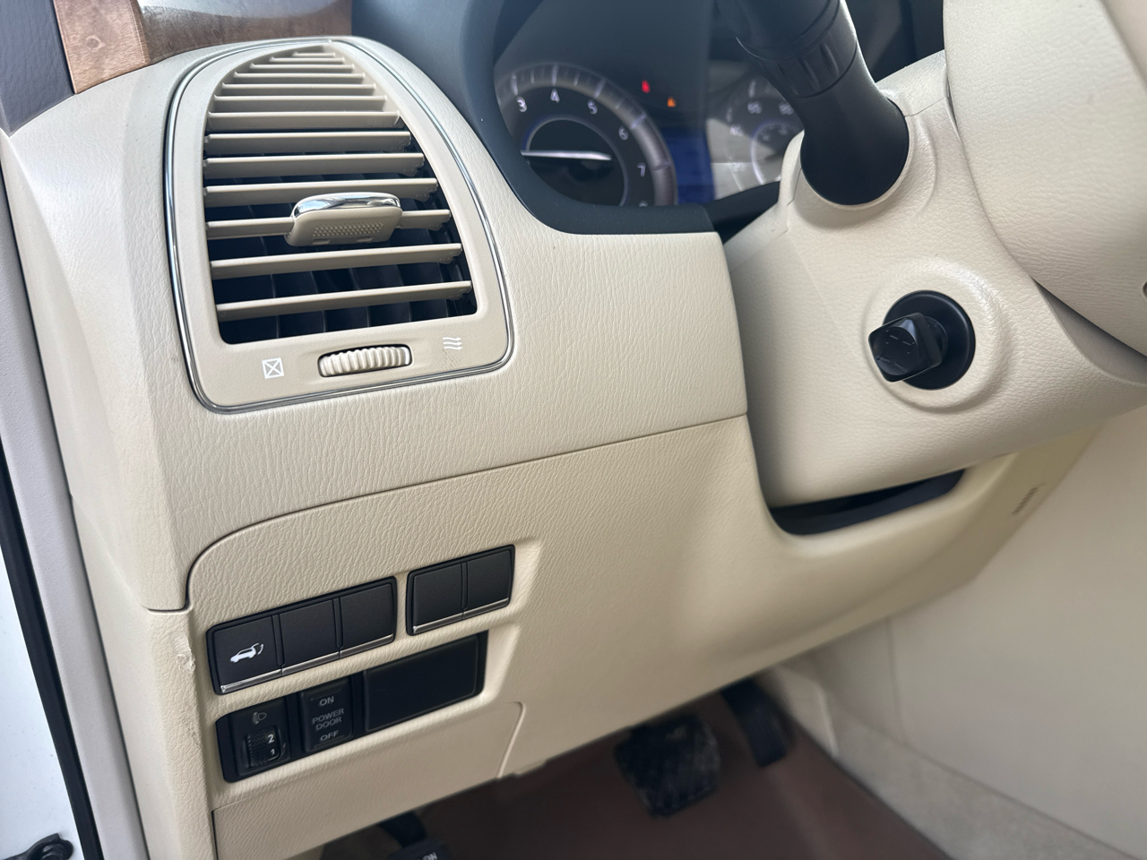 Infiniti QX80 4WD 2014