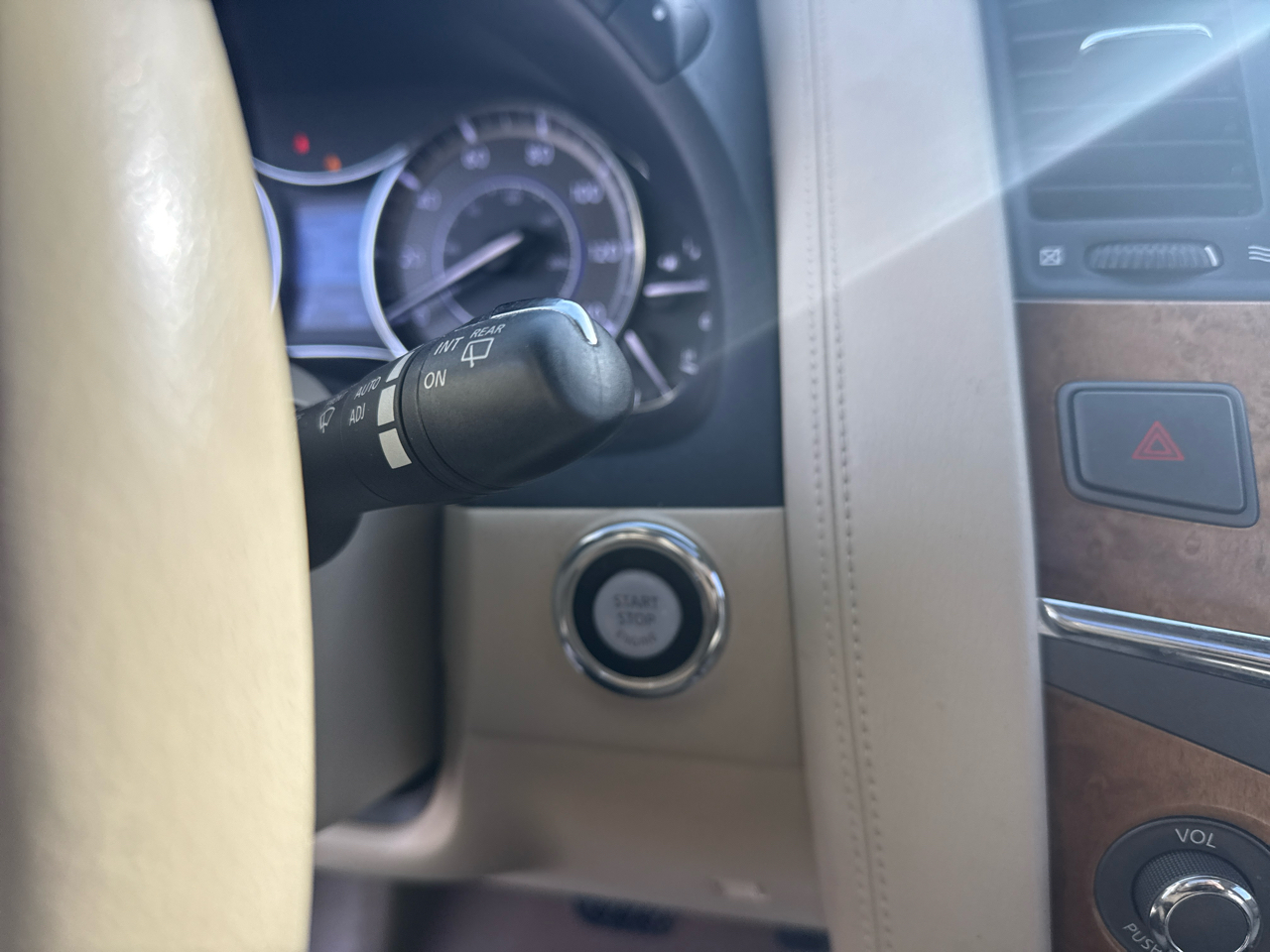 Infiniti QX80 4WD 2014