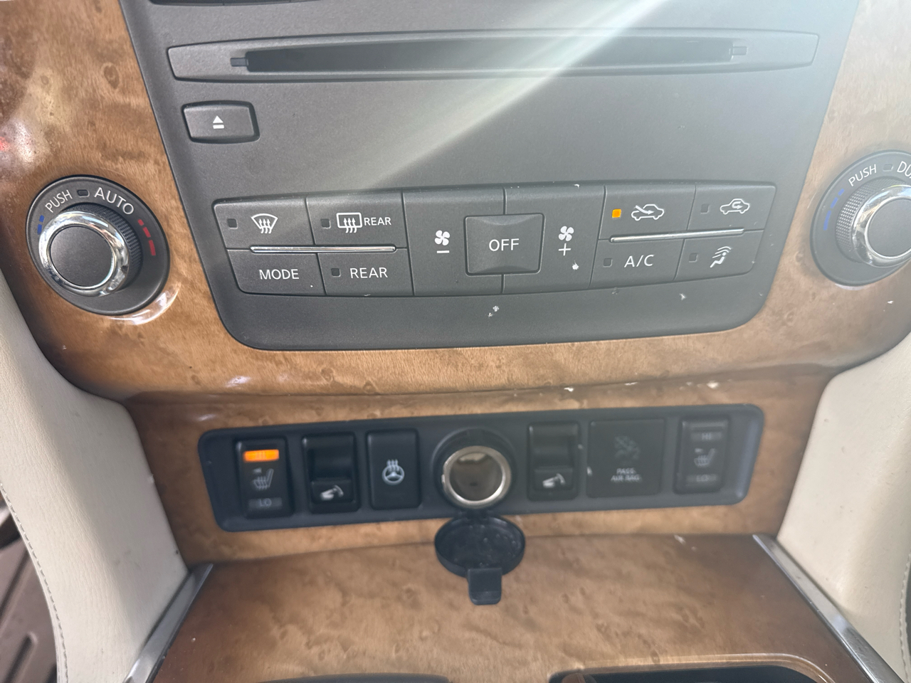 Infiniti QX80 4WD 2014