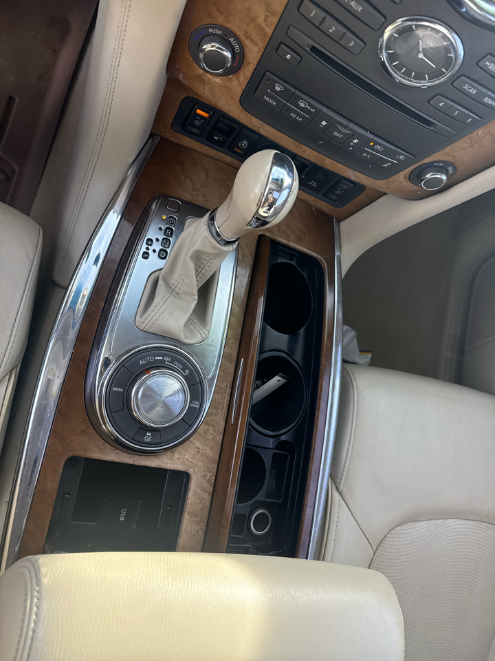 Infiniti QX80 4WD 2014